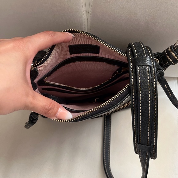 Dooney & Bourke crossbody bag and wallet - Picture 3 of 8